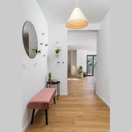 Big Family By Commodore