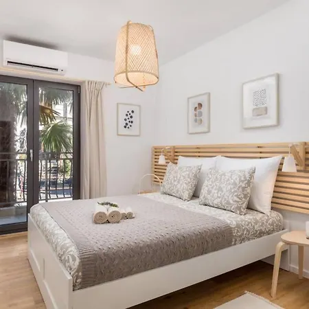 Big Family By Commodore * Ičići